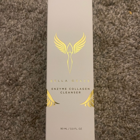 Bella Grace Enzyme Collagen Cleanser - Picture 1 of 2